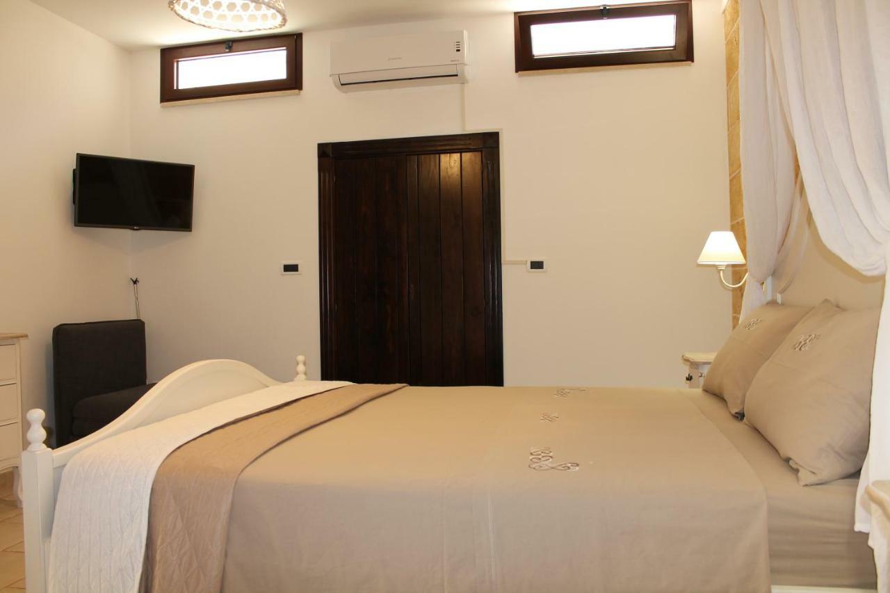 Tenuta Conte Bed and Breakfast Ugento Εξωτερικό φωτογραφία